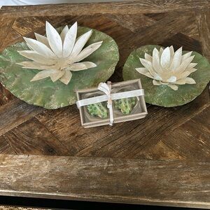 Green and White Lotus Leaf Decor with small Frog Candles